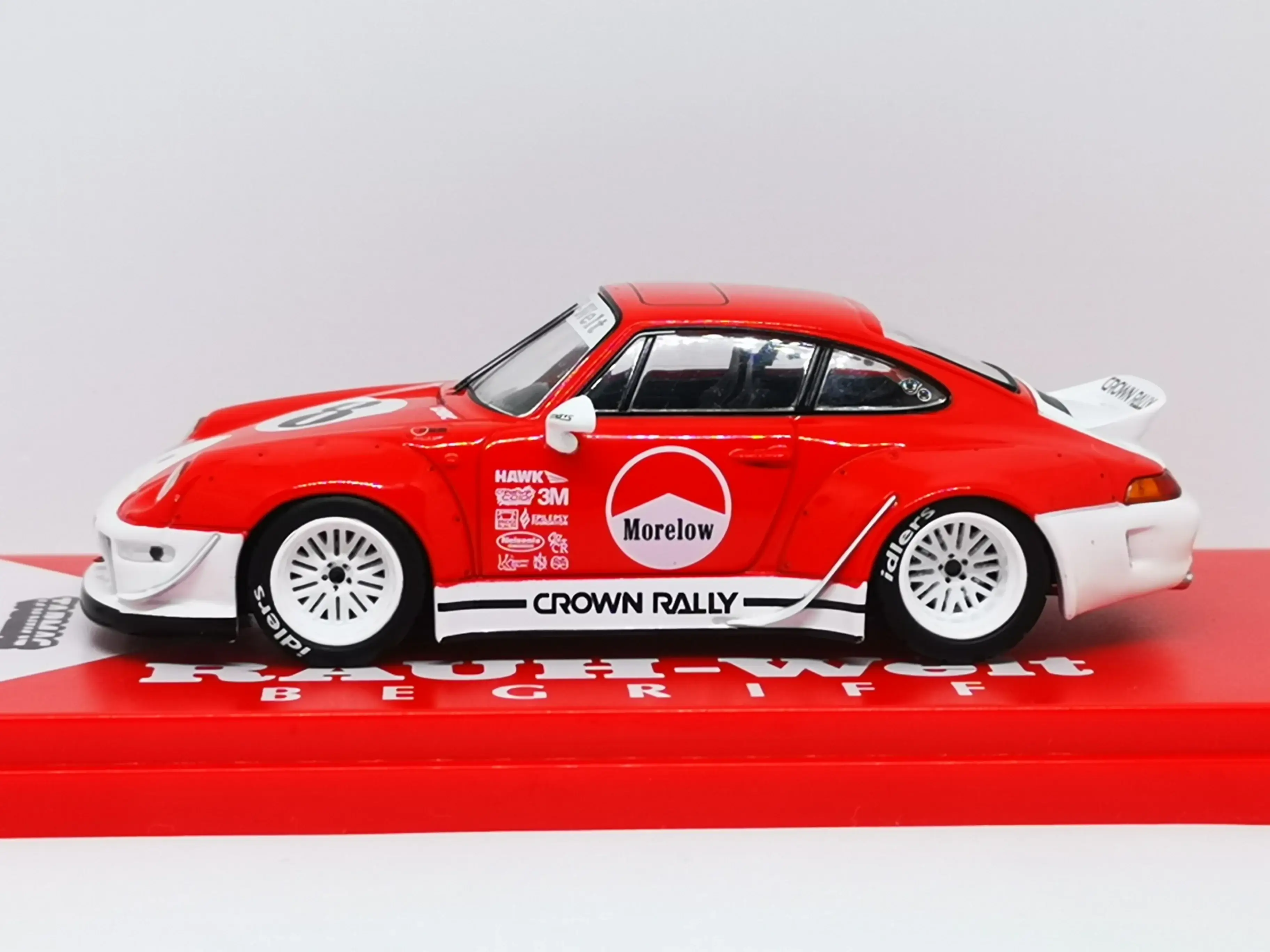 Tarmac Works 1:43 Scale
Porsche 993 RWB Morelow - Image 4
