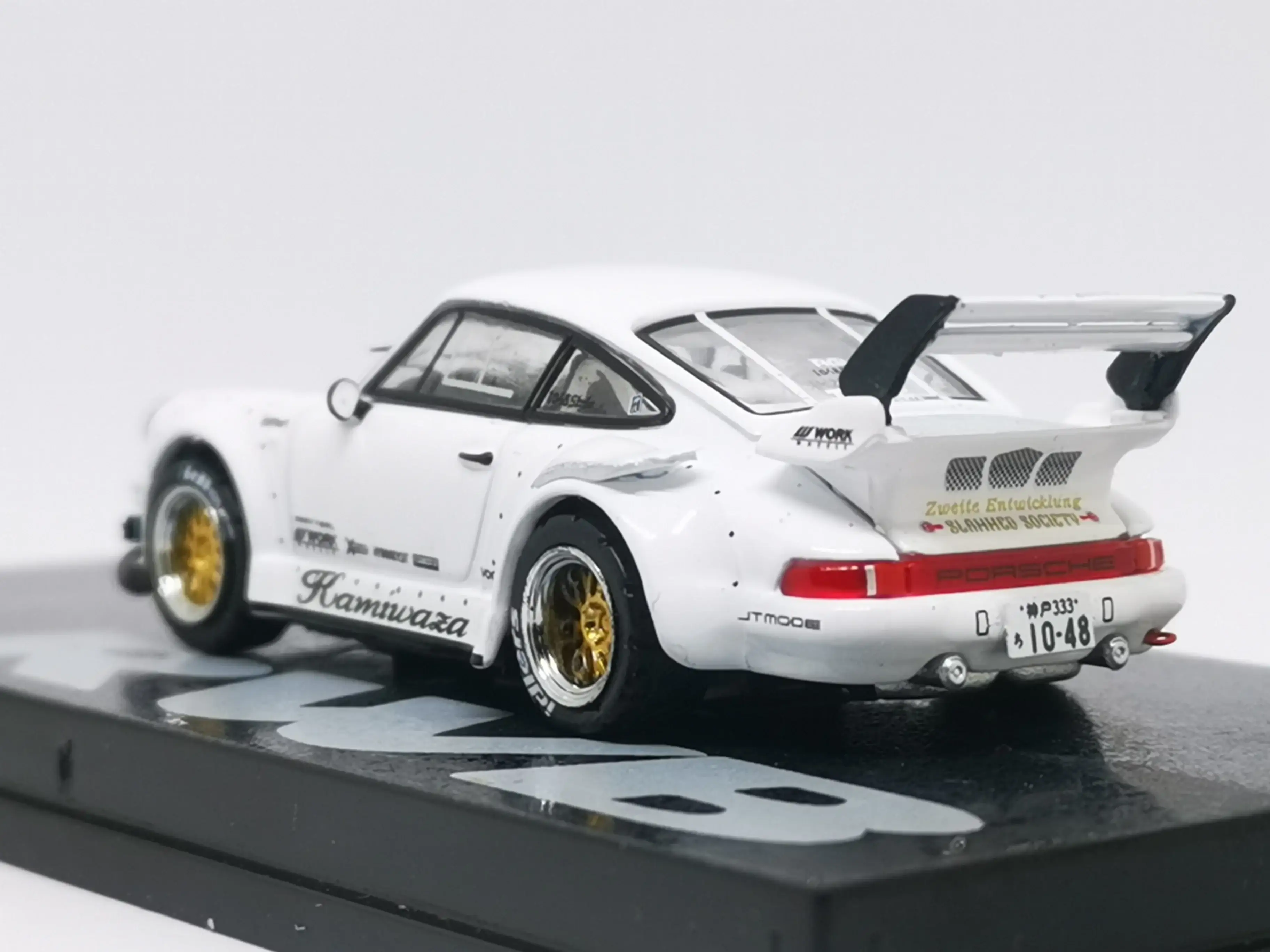 Tarmac Works 1:64 ScalePorsche 930 RWB White Kamiwaza - Image 3