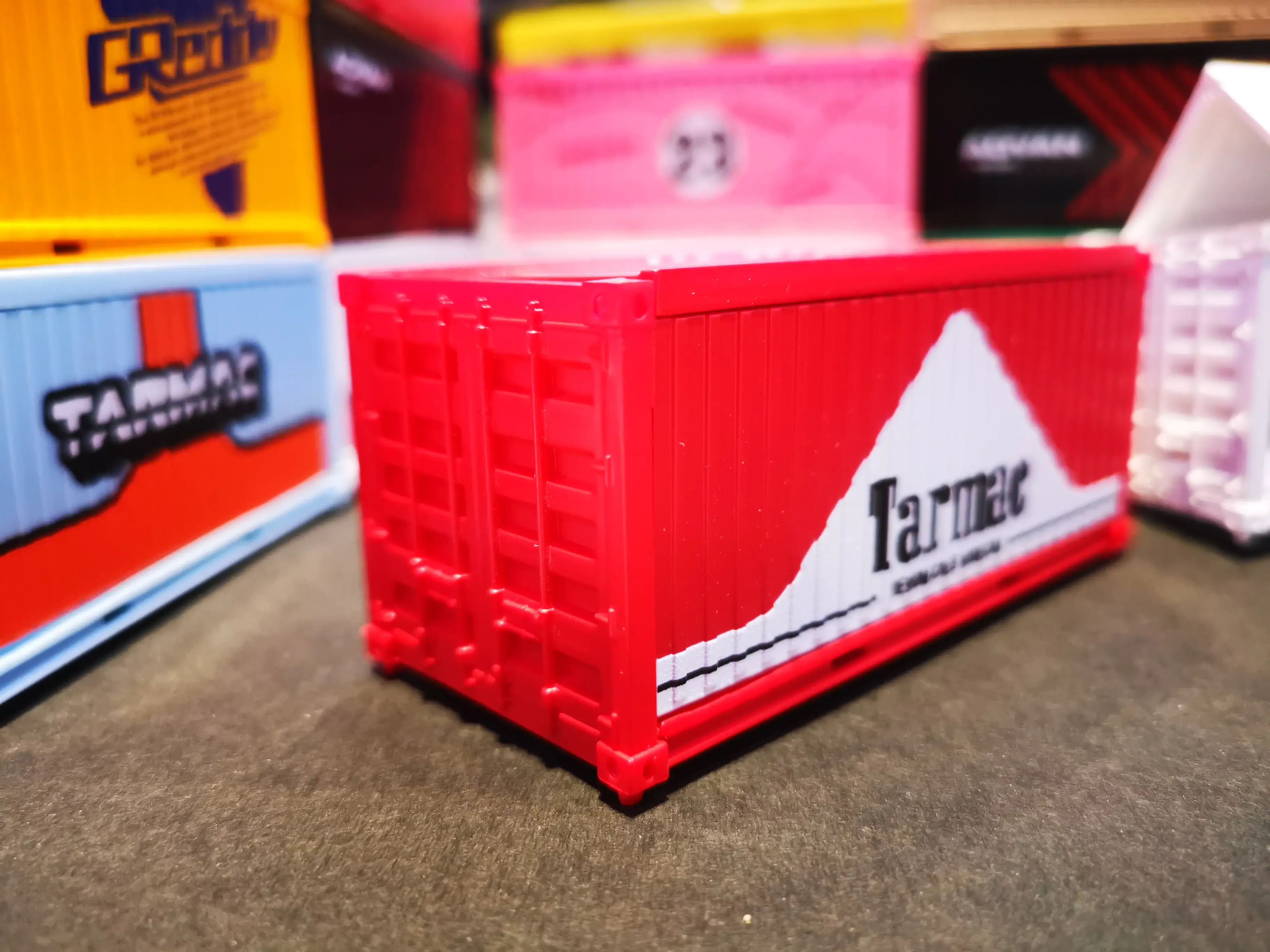 Tarmac Works Limited Edition RWB Morelow Container Base - Image 4