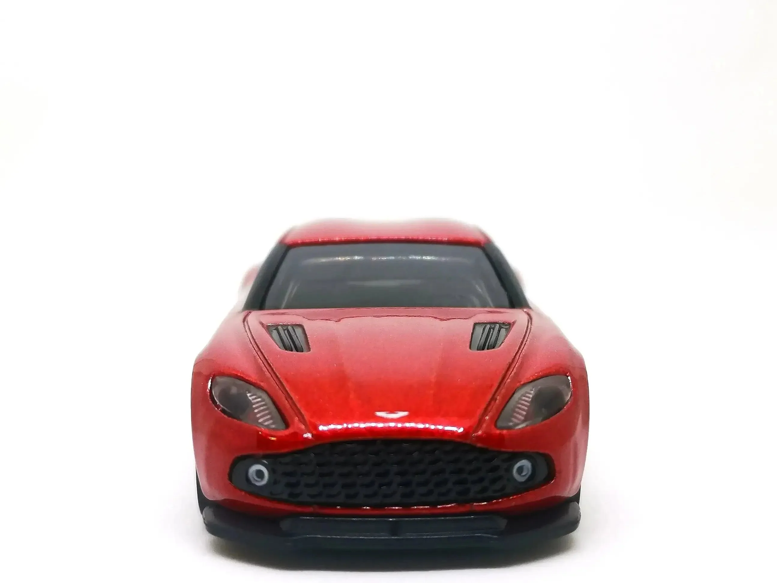 Tomica #10 Aston Martin Vanquish Zagato 1/64 SCALE Set of Two - Image 8